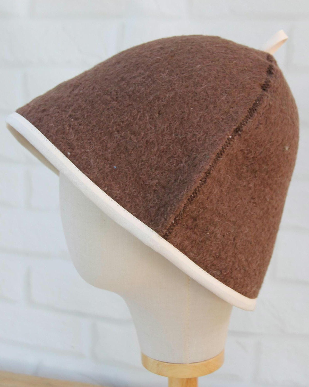 Handmade Wool Felt Sauna Hat – Banya Bathhouse Accessory, Contrast Trim