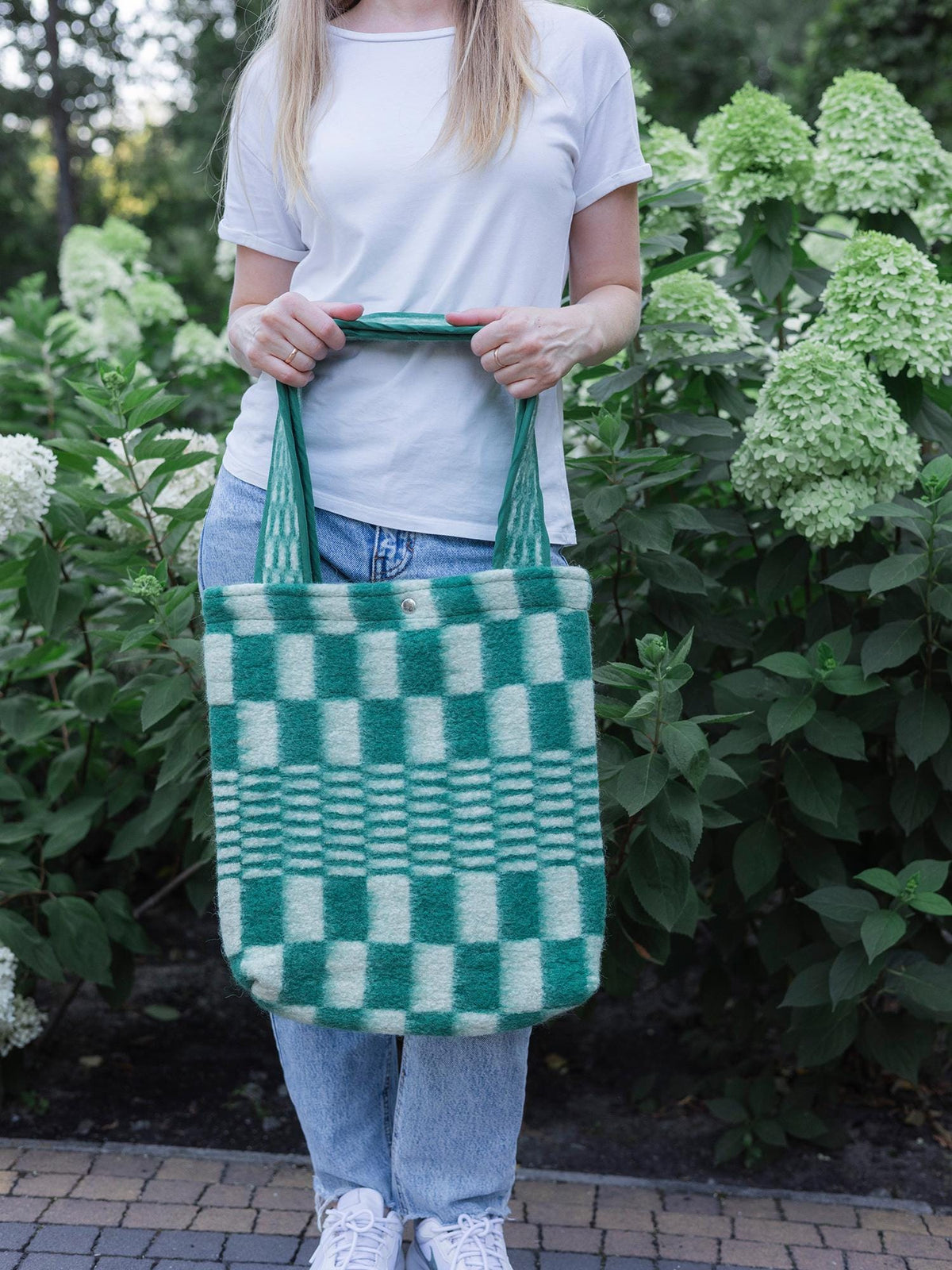 Green Wool Tote Bag Made from Vintage Blanket, Long Handles, Lined with Snap Closure, Upcycled Wool Shoulder Bag,Soft Cozy Handmade Tote