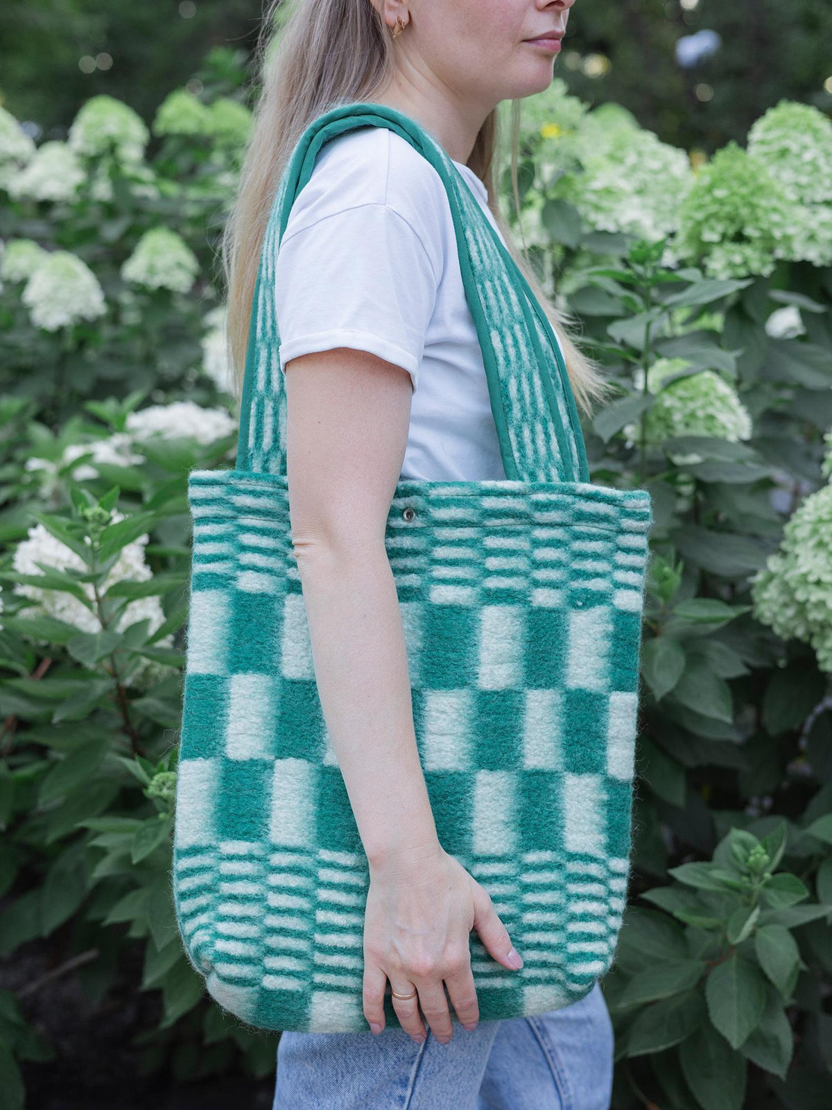 Green Wool Tote Bag Made from Vintage Blanket, Long Handles, Lined with Snap Closure, Upcycled Wool Shoulder Bag,Soft Cozy Handmade Tote