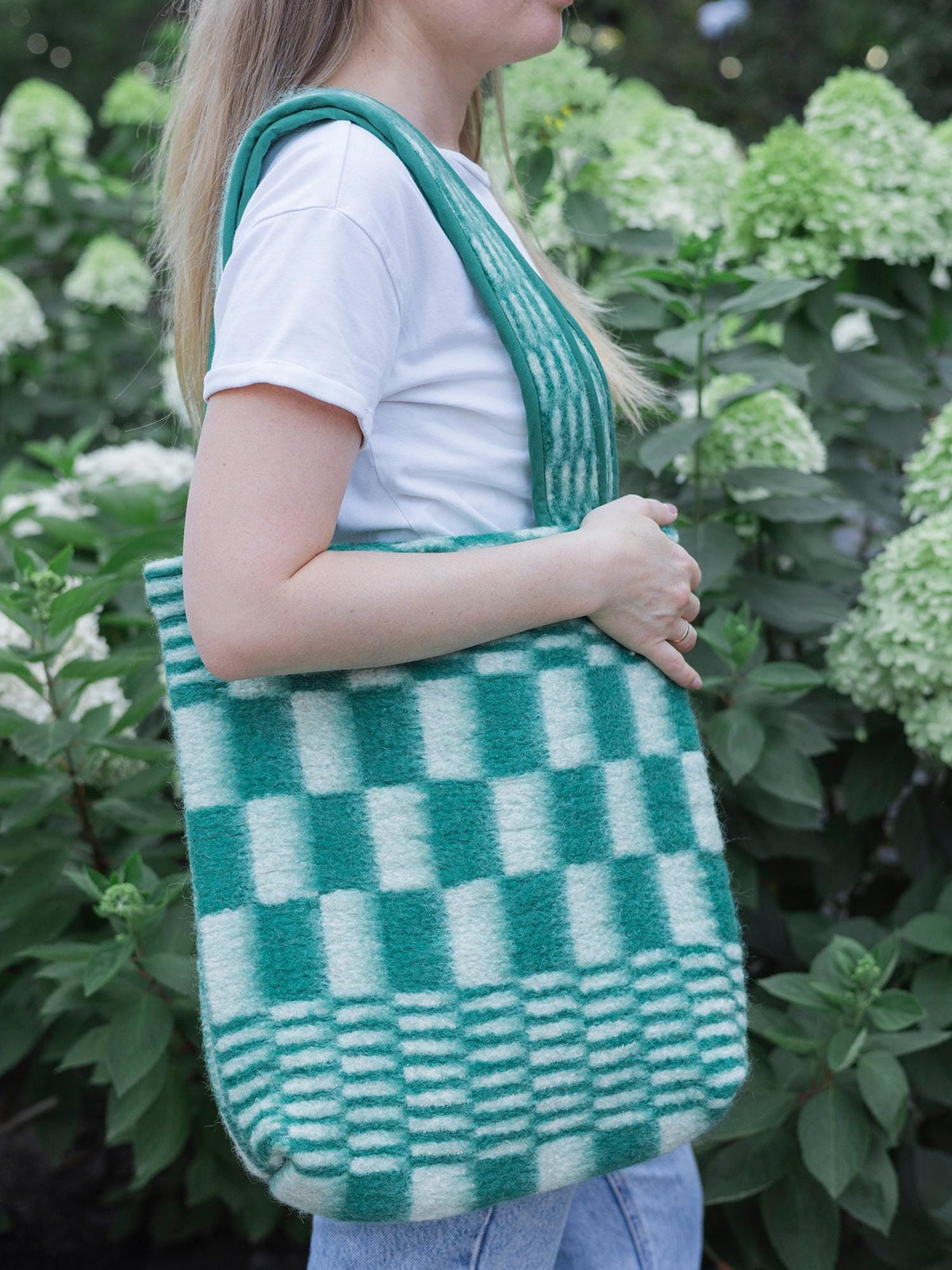 Green Wool Tote Bag Made from Vintage Blanket, Long Handles, Lined with Snap Closure, Upcycled Wool Shoulder Bag,Soft Cozy Handmade Tote