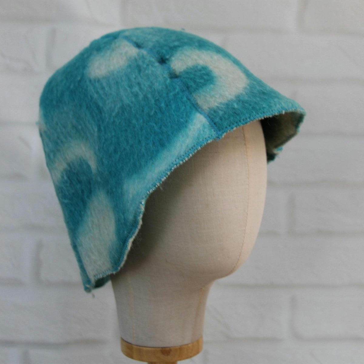 Handmade Upcycled Wool Sauna Hat – Turquoise Blue Abstract Cloud Pattern (Eco-Friendly Spa Accessory)