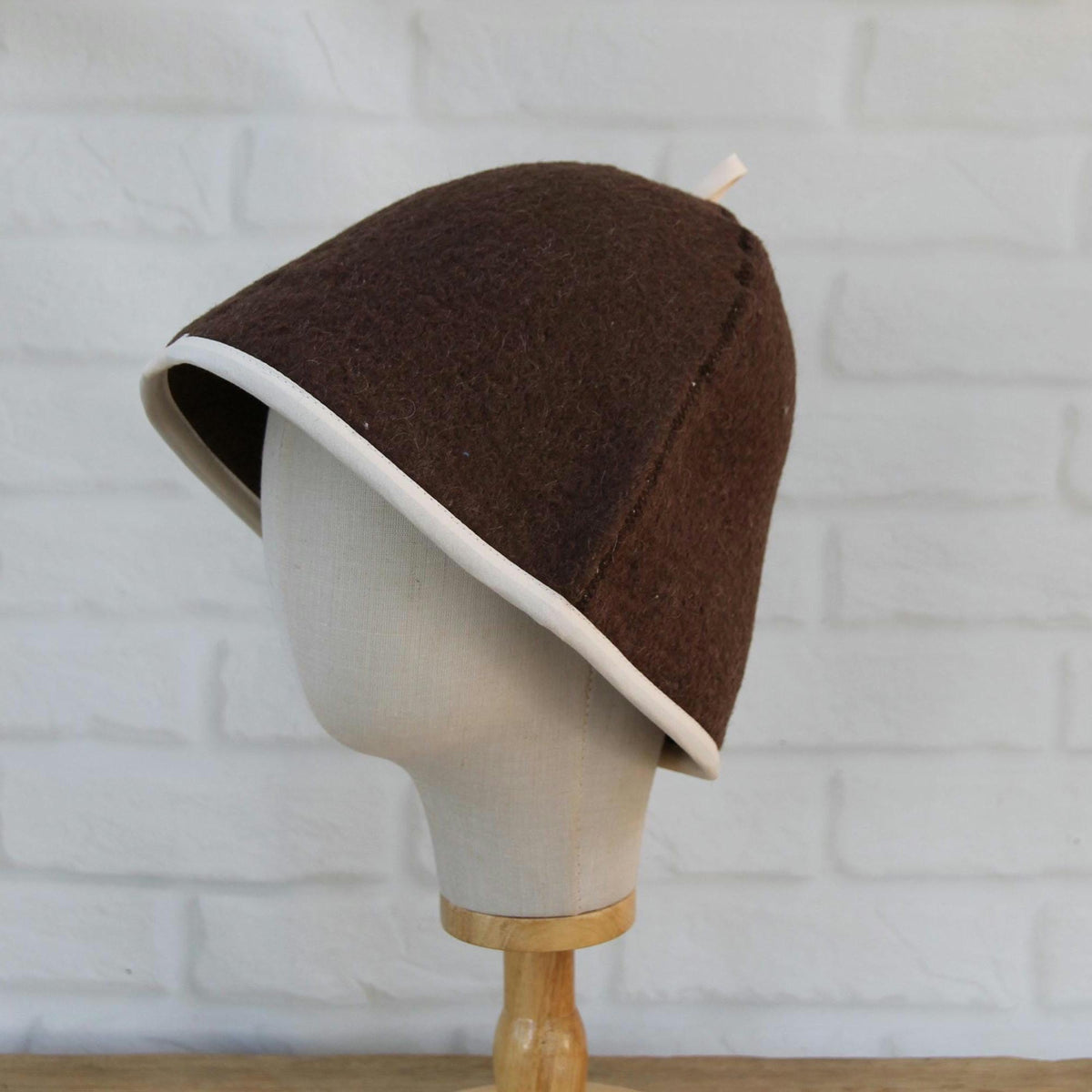 Handmade Wool Felt Sauna Hat – Banya Bathhouse Accessory, Contrast Trim