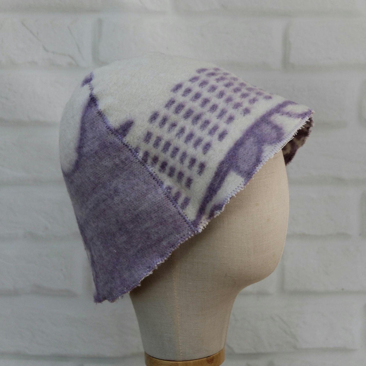 Brown Wool Sauna Hat with Floral, Handmade from Upcycled Vintage Blanket, Unisex Spa Hat,Spa Wellness Accessory,Unique Gift for Sauna.