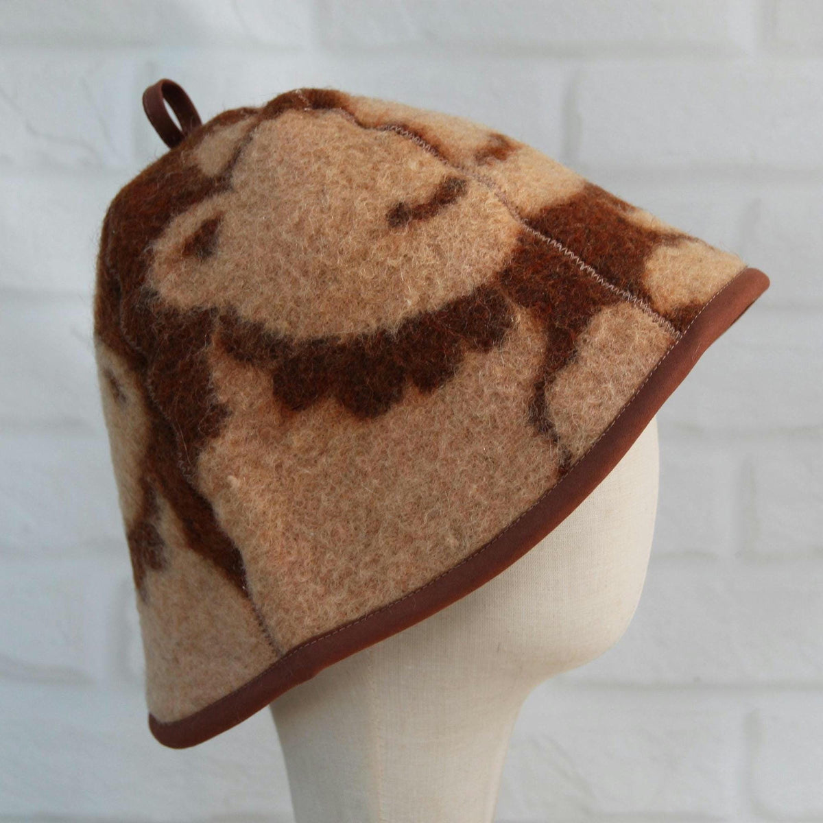 Handmade Upcycled Wool Sauna Hat – Bear Pattern, Sustainable Spa Accessory