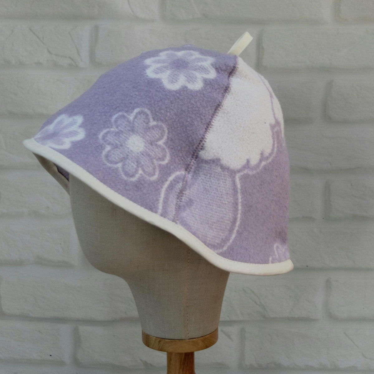 Handmade Upcycled Wool Sauna Hat – Lavender Floral Banya Accessory (Loop)