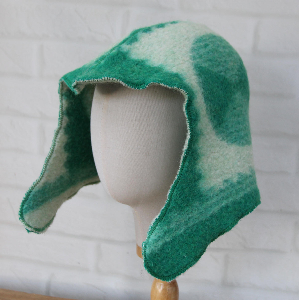 Men's Wool Sauna Hat, Felted Green Banya Cap, Natural Sheep Wool Steam Room Accessories, Spa Head Cover, Gift for Him, Hood Banya Hat