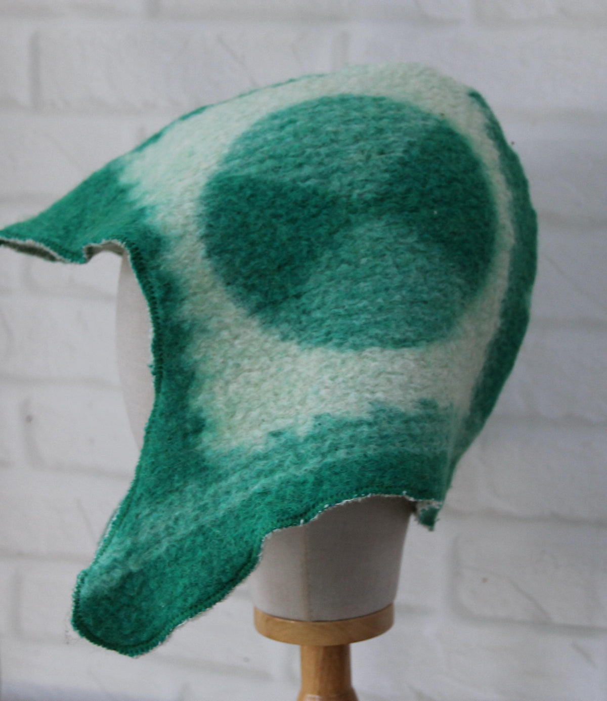 Men's Wool Sauna Hat, Felted Green Banya Cap, Natural Sheep Wool Steam Room Accessories, Spa Head Cover, Gift for Him, Hood Banya Hat