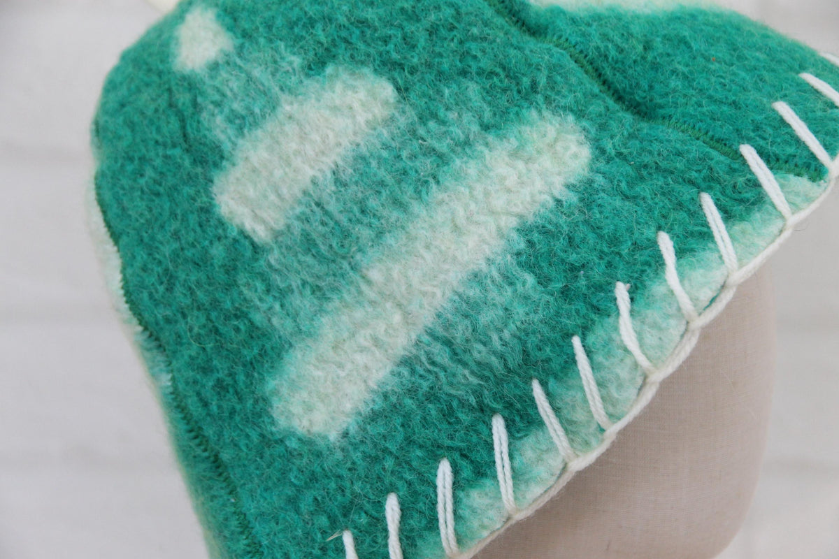 Handmade 100% Wool Sauna Hat with Hand Stitching - Green Cream Felted Spa Cap for Hair Care (36x22 cm / 14.2x8.7 in)