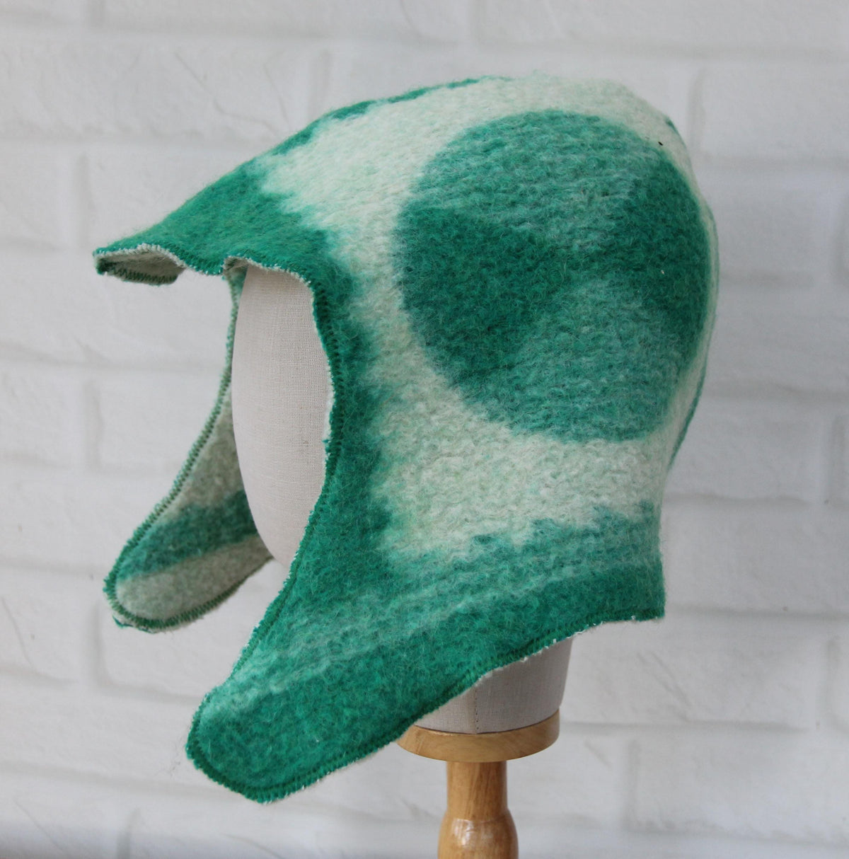 Men's Wool Sauna Hat, Felted Green Banya Cap, Natural Sheep Wool Steam Room Accessories, Spa Head Cover, Gift for Him, Hood Banya Hat