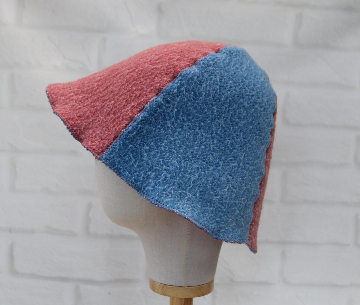 Two Tone Wool Sauna Hat, Two Color Blue Pink Felted Banya Cap, Natural Sheep Wool Steam Room Accessories, Spa Head Protection, Sauna Gift