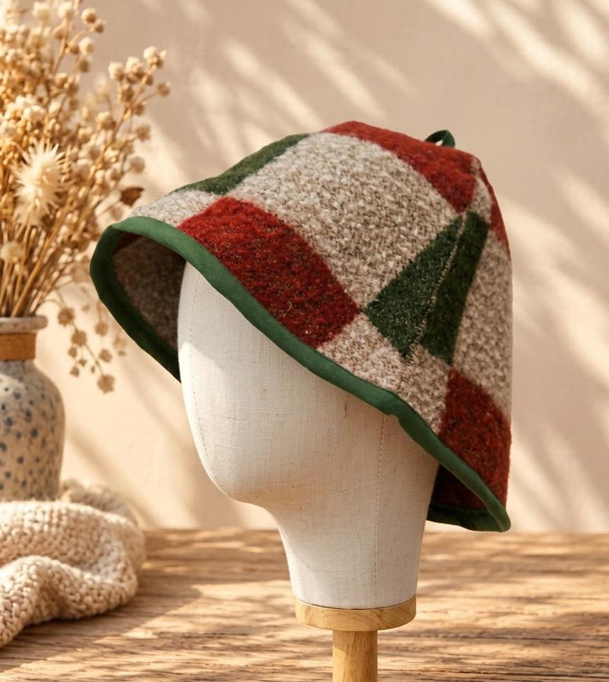 Plaid Wool Sauna Hat, Green and Red Patchwork Bath Cap for Banya, Natural Felted Wool Thermal Protection Hat, Sauna Accessories Gift