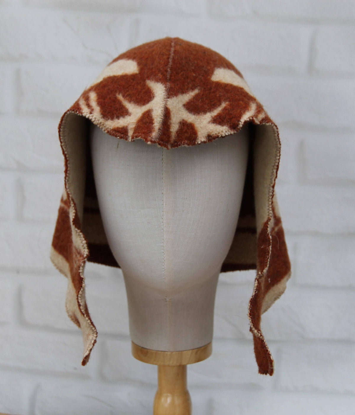Handmade Wool Sauna Hat with Ear Flaps, Cute Dog Pattern Banya Cap, Unisex Thermal Bath Hat for Men Women, Sauna Accessories Gift