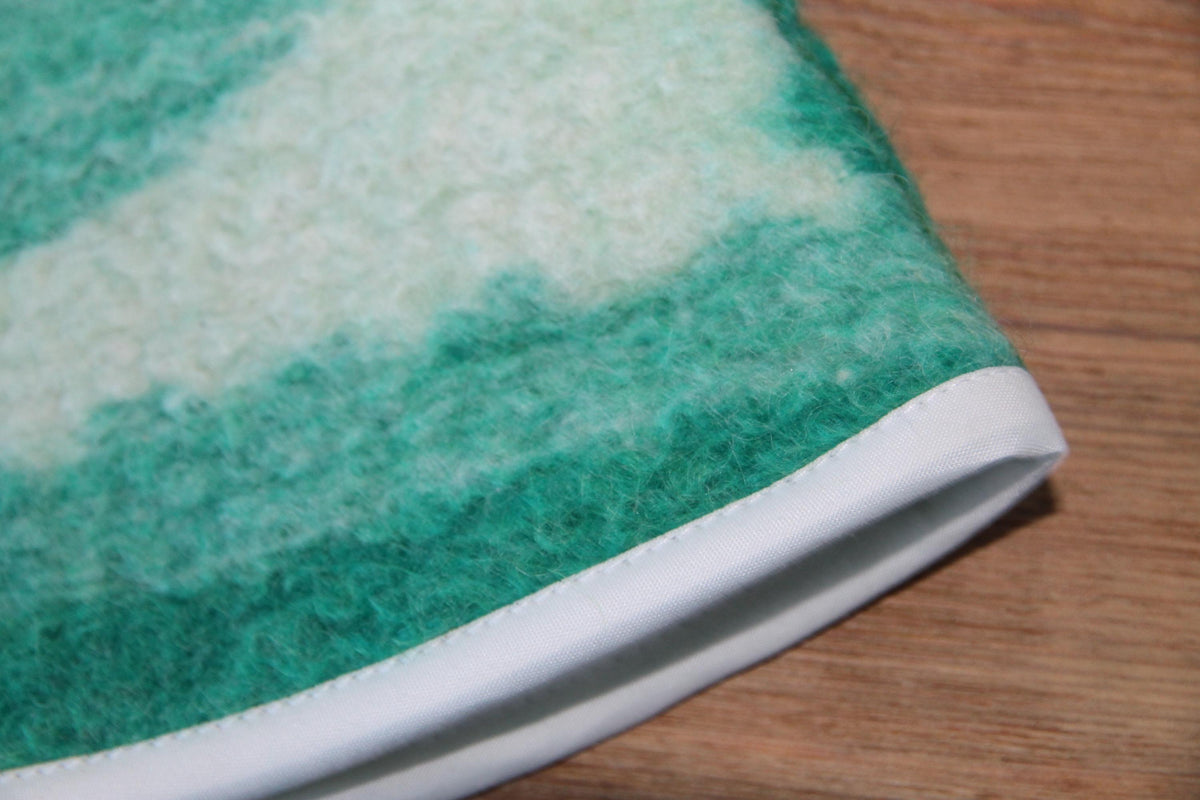 Handmade 100% Natural Wool Sauna Hat - Green Cream Felted Spa Cap for Heat Protection, Hair Care Wellness - Large Size 37x22 cm