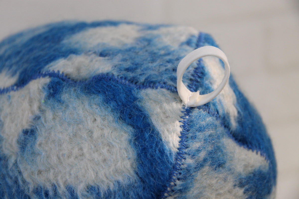Handmade 100% Natural Wool Sauna Hat - Blue White Floral Felted Spa Cap for Heat Protection, Hair Care Wellness - Large Size 35x22 cm
