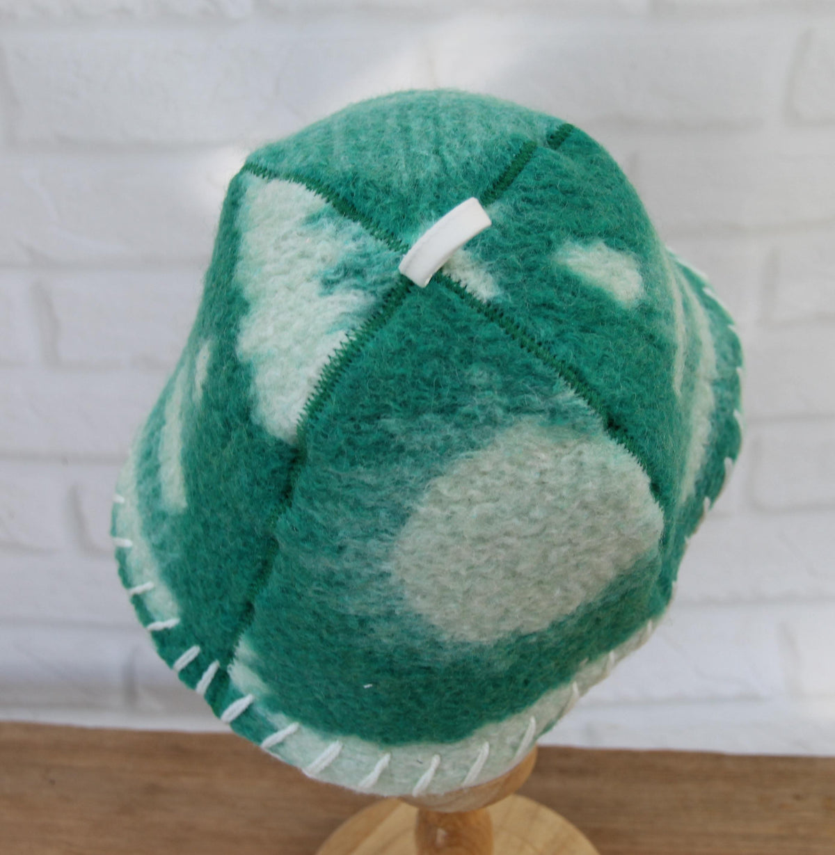 Handmade 100% Wool Sauna Hat with Hand Stitching - Green Cream Felted Spa Cap for Hair Care (36x22 cm / 14.2x8.7 in)