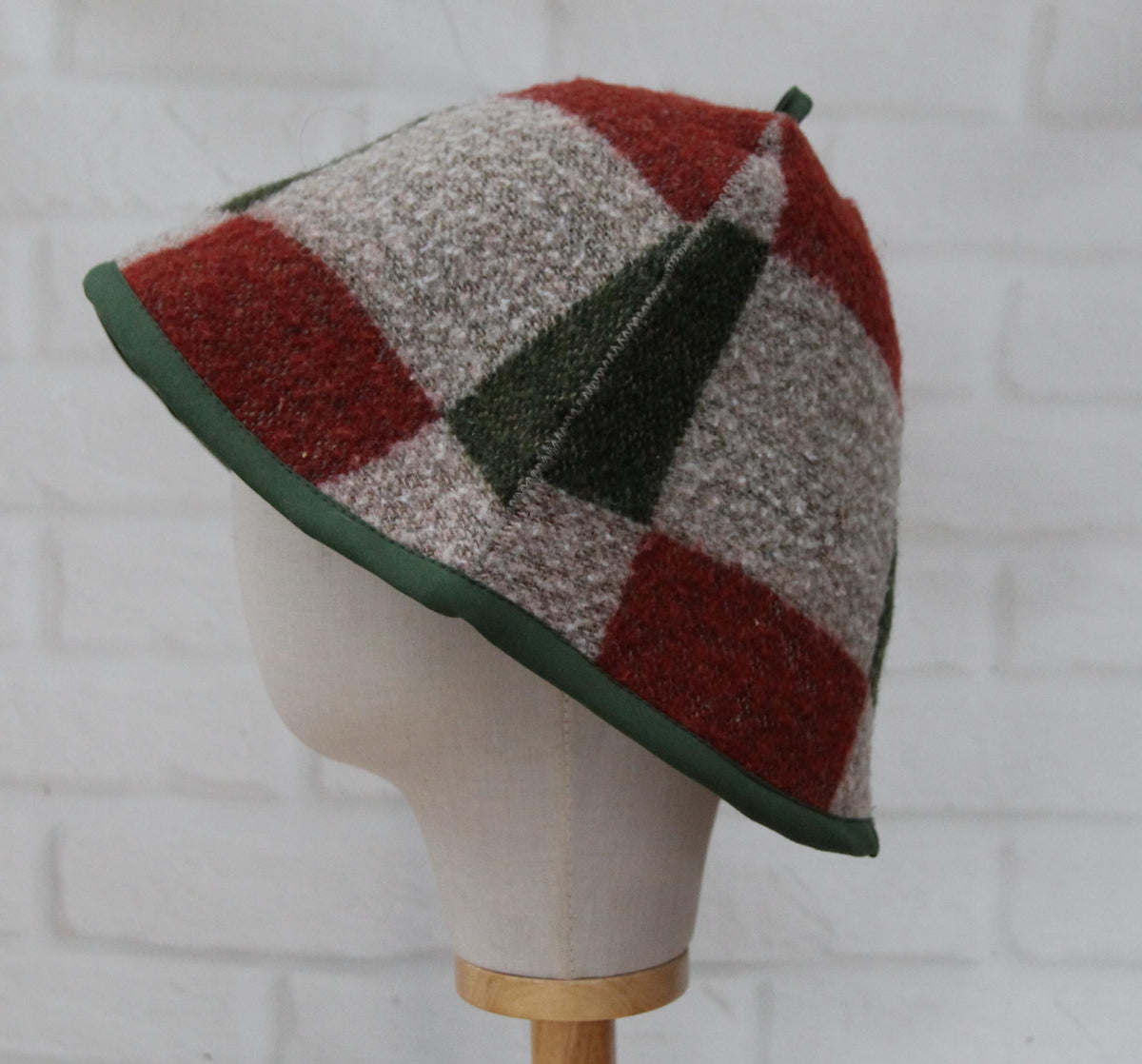 Plaid Wool Sauna Hat, Green and Red Patchwork Bath Cap for Banya, Natural Felted Wool Thermal Protection Hat, Sauna Accessories Gift