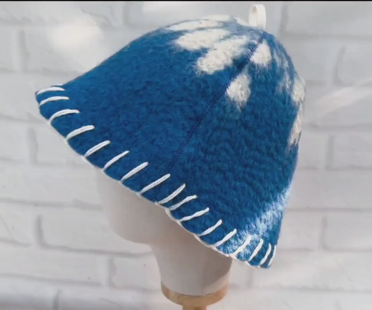 Felted Wool Sauna Hat with Hand Stitching and Flower Motif - Protect Your Hair and Enhance Your Spa Experience - Large (35x22 cm)