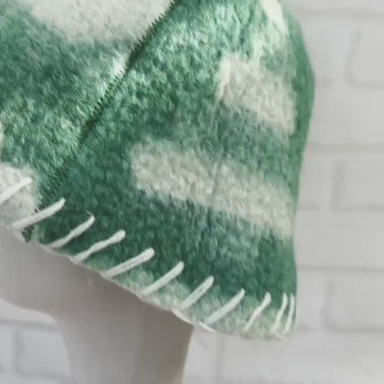 Handmade 100% Wool Sauna Hat with Hand Stitching - Green  Cream Felted Spa Cap for Hair Care  (36x22 cm / 14.2x8.7 in)