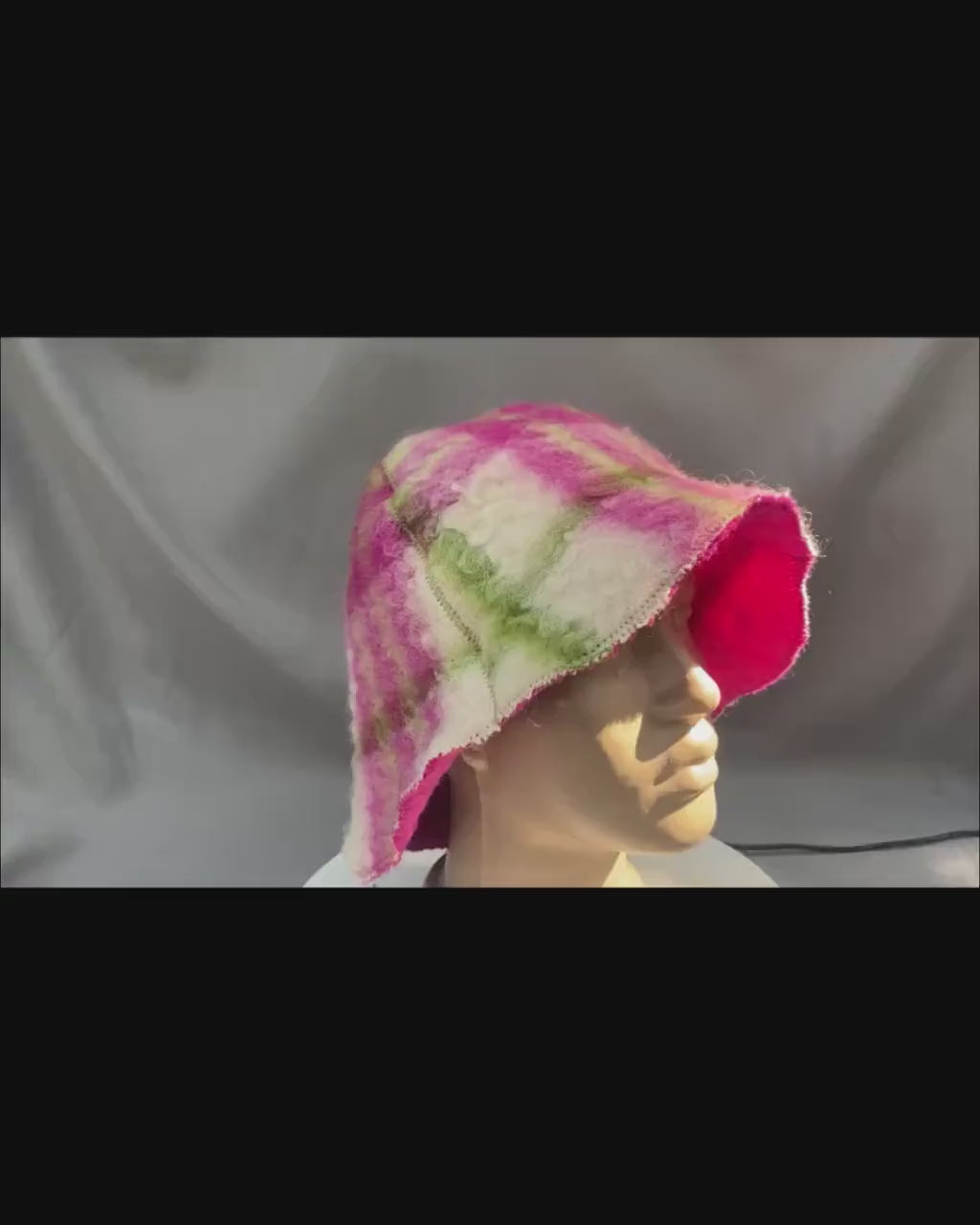 Wool Sauna Hat, Handmade Reversible Bath Hat from Vintage Blanket, Felted Sauna Cap, Unique Spa Accessory,Gift for Sauna Lover,wool bath hat
