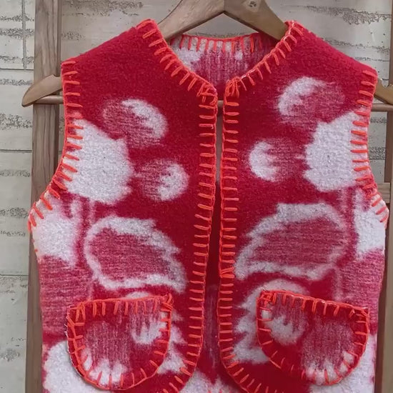 Wool Kids Vest Blanket,Vintage Upcycled Wool Gilet for Boys Girls,Handmade Warm Toddler red Vest Size 5–8 Years,fleece vest,unique kids gift