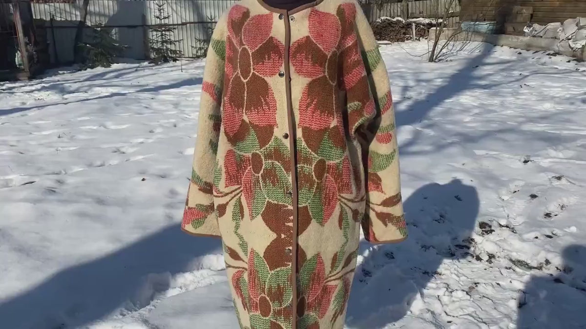 Upcycled Wool Blanket Coat, Floral Vintage Jacket (Size M-L)