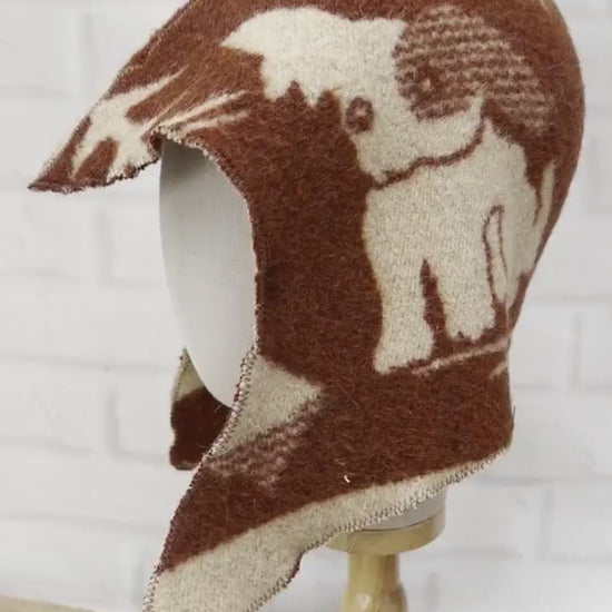 Handmade Wool Sauna Hat with Ear Flaps, Cute Dog Pattern Banya Cap, Unisex Thermal Bath Hat for Men Women, Sauna Accessories Gift
